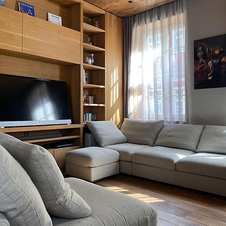 Townhall Apartments بوزنان المظهر الخارجي الصورة